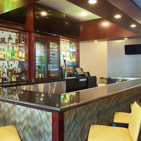 Embassy Suites By Hilton Seattle Bellevue Esterno foto