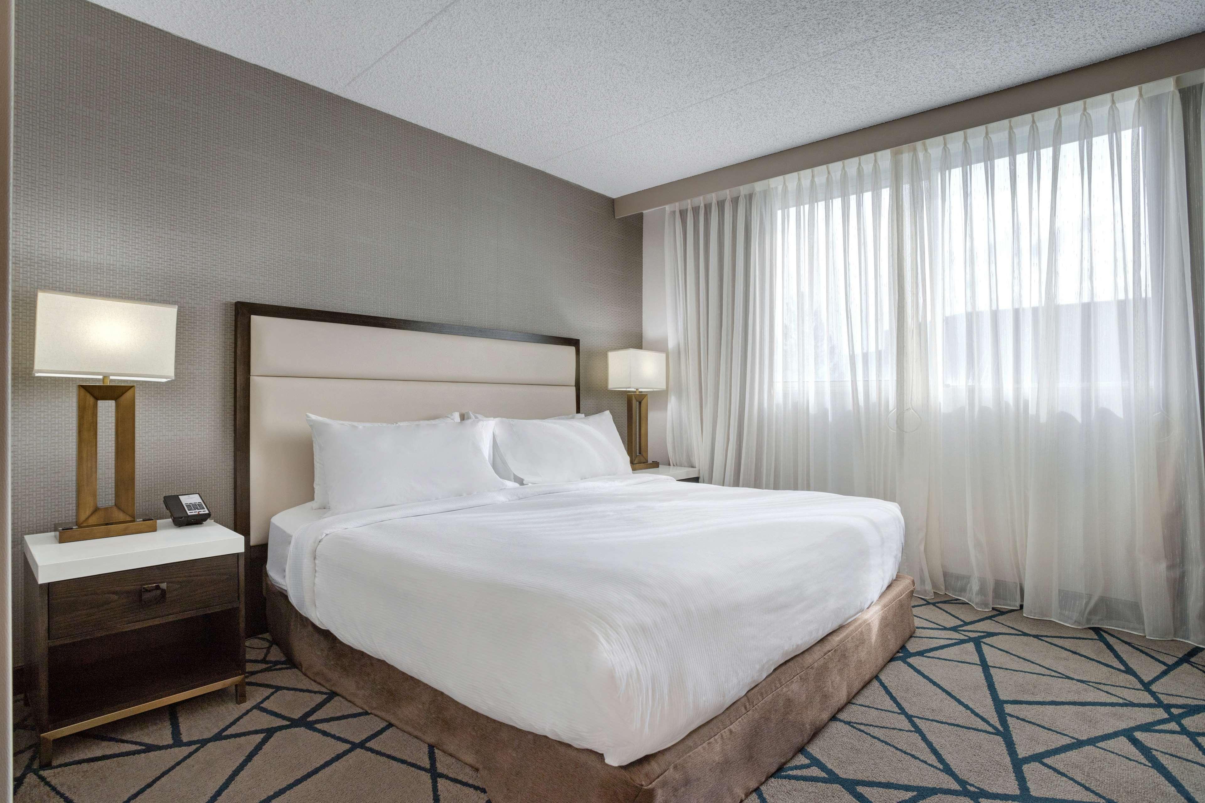 Embassy Suites By Hilton Seattle Bellevue Esterno foto