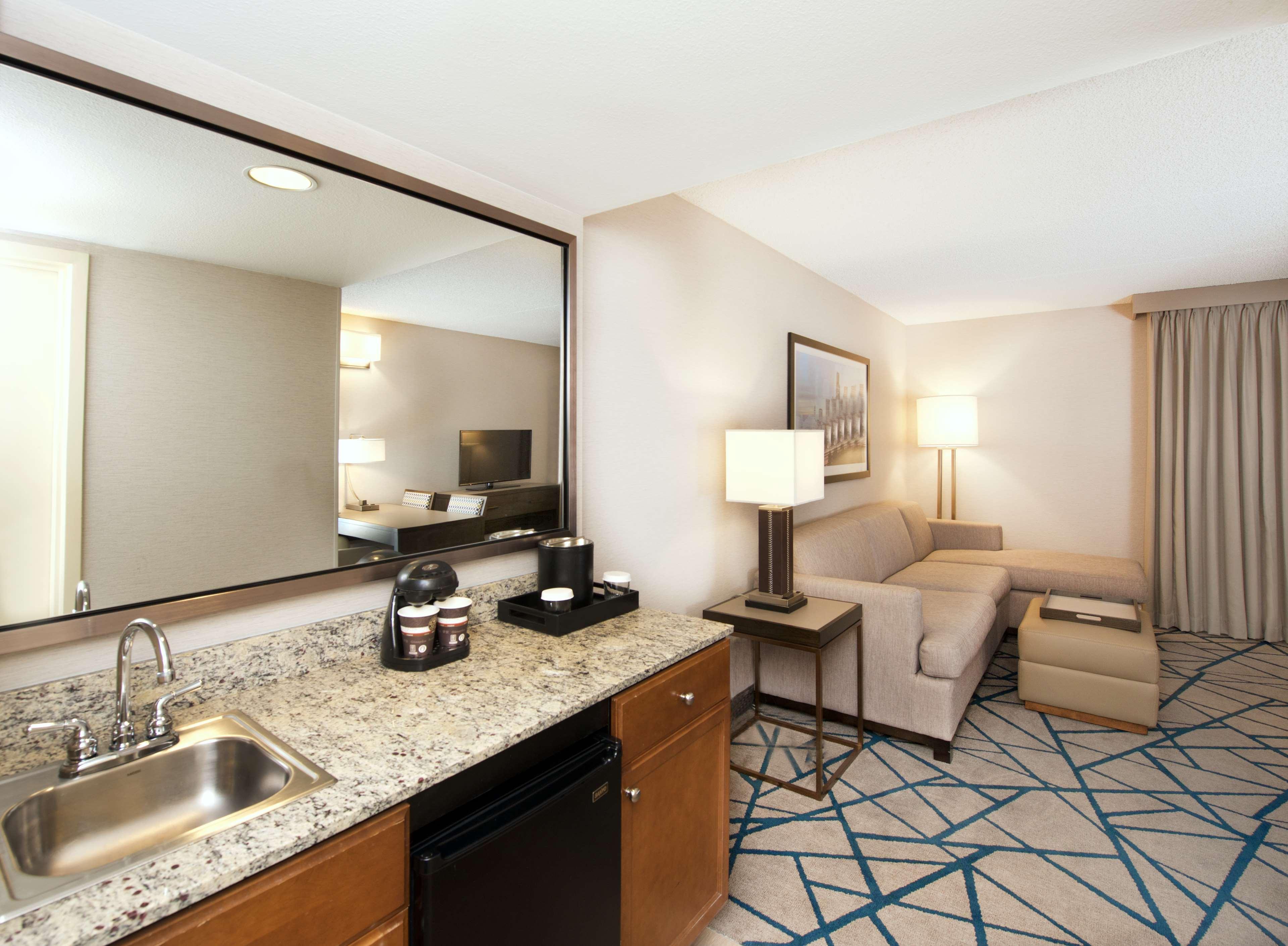 Embassy Suites By Hilton Seattle Bellevue Esterno foto
