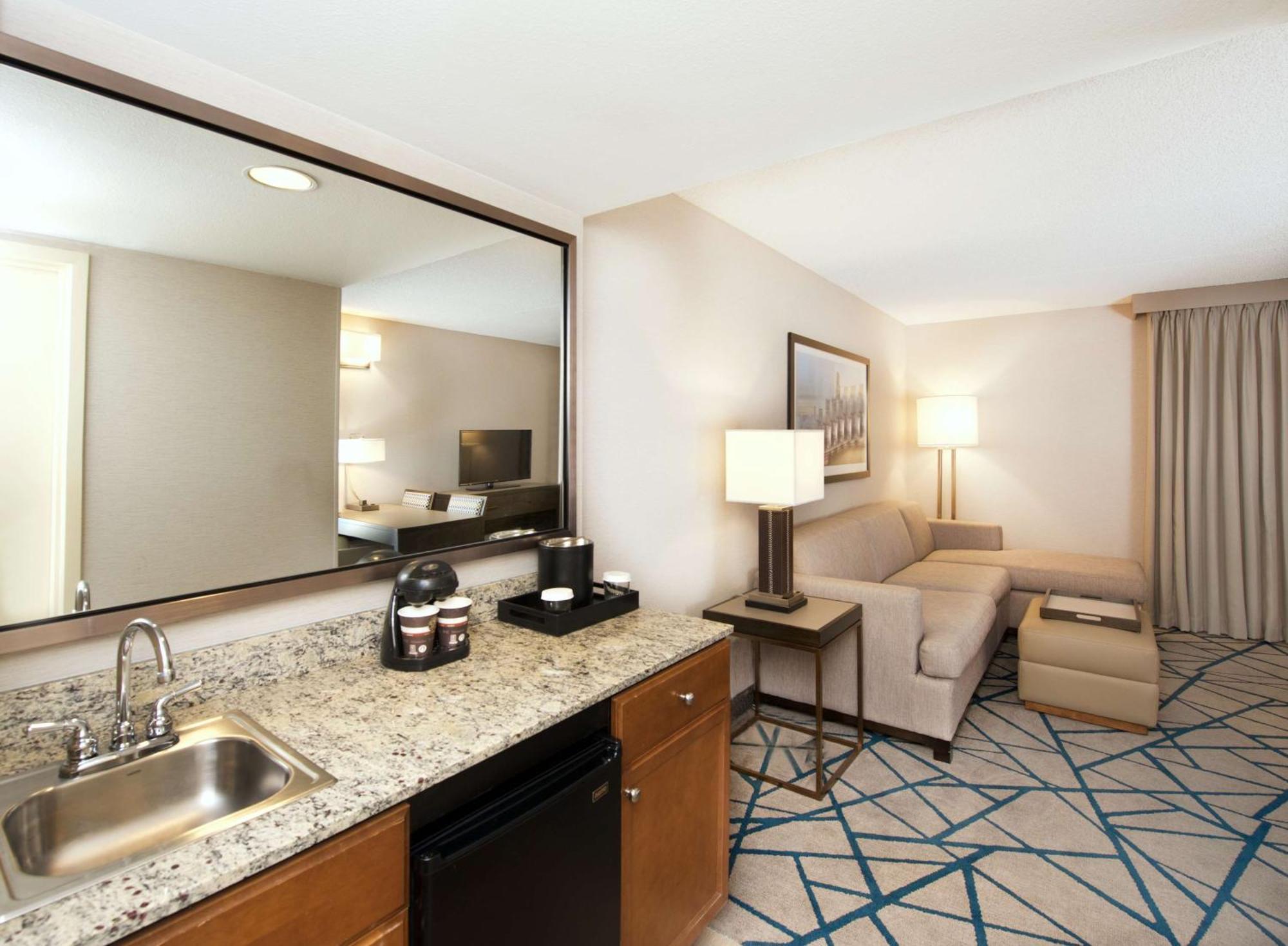 Embassy Suites By Hilton Seattle Bellevue Esterno foto